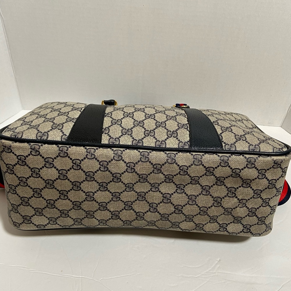 💯 Authentic Gucci Boston 40 👜 - Picture 4 of 7